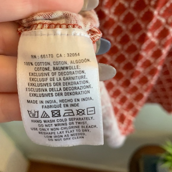 Anthropologie Akemi + Kin Embellished embroidered Top - Picture 8 of 8